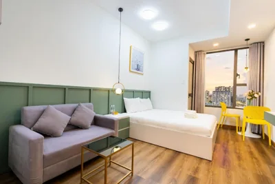Deluxe-King-Studio — YO's Homes Rivergate Apartment Infinity Pool Near District 1